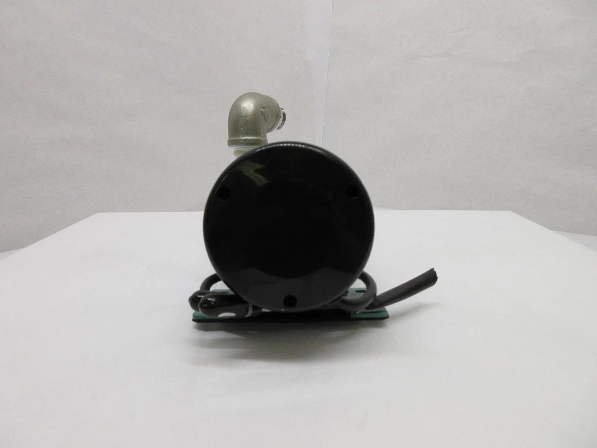 Used Iwaki MD-30RZM-200N Magnet Pump Used Working