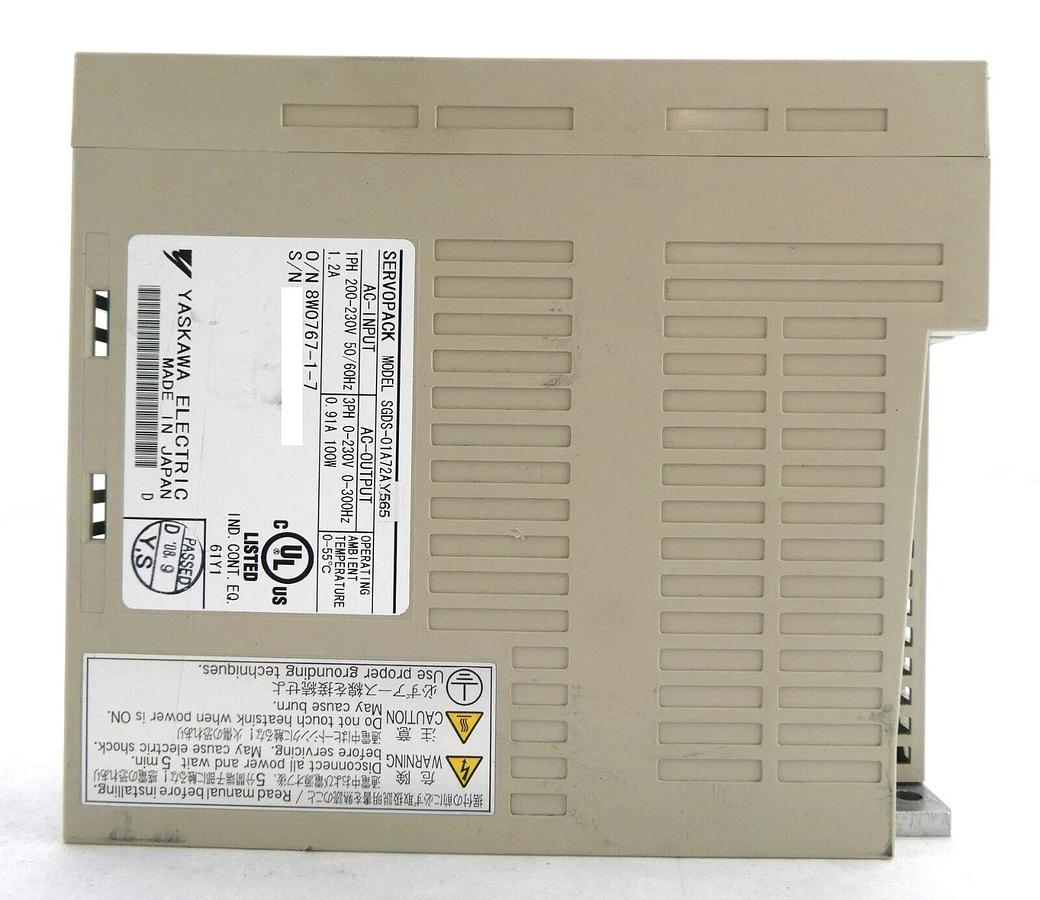 Used Yaskawa Electric SGDS-01A72AY565 Servo Drive SERVOPACK SynqNet 200V Working