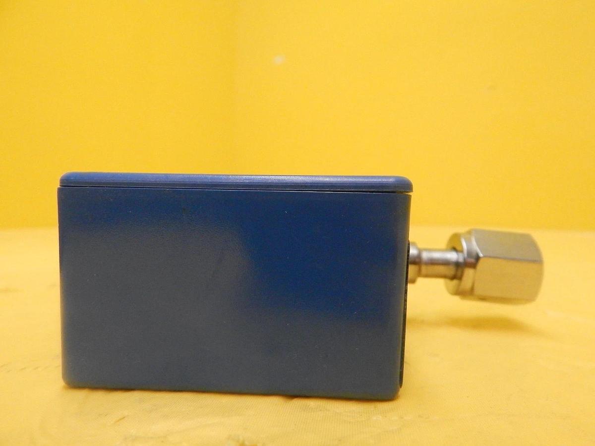 Used Granville-Phillips 275502 Vacuum Gauge 275 Mini-Convectron Working Surplus