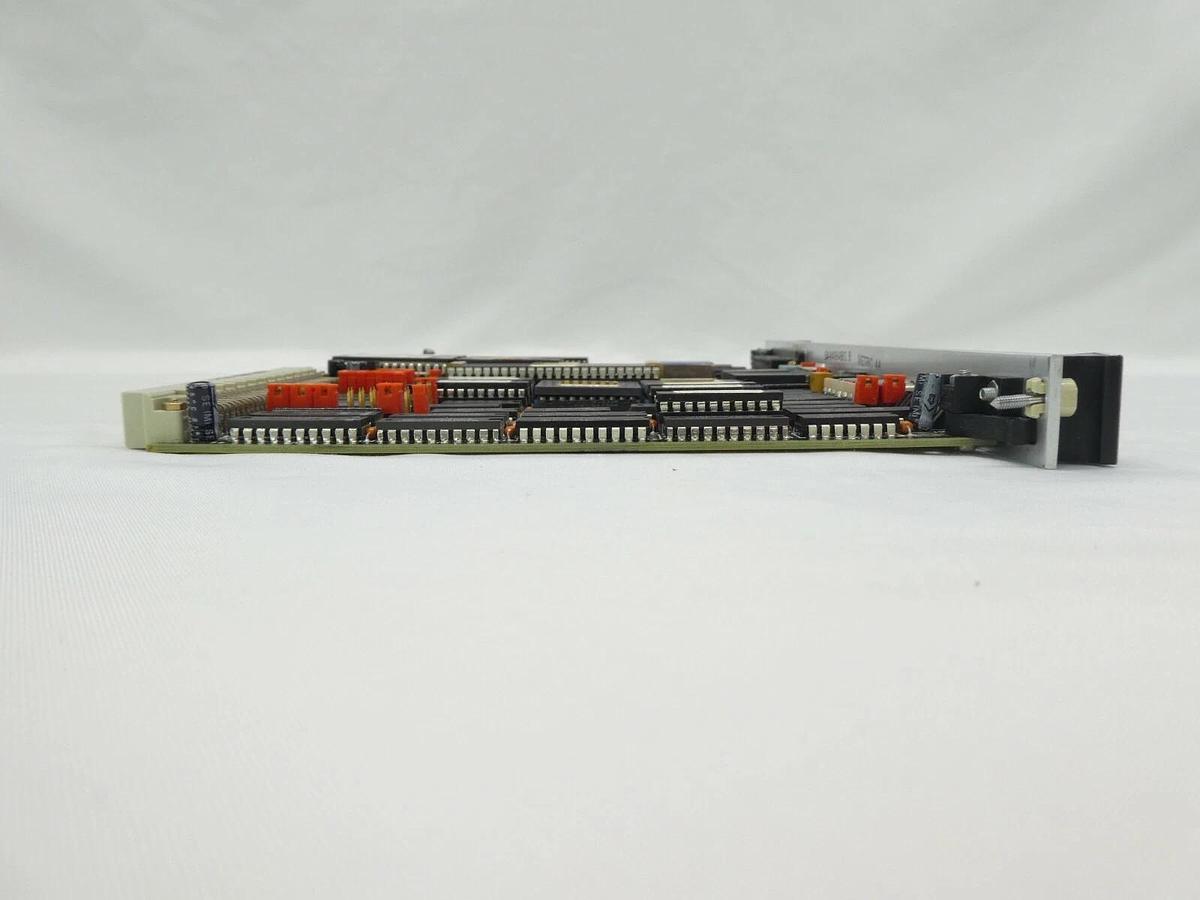 Used Motorola 01-W3293B 02 VME PCB Card MVME 121 Rev. R Working Surplus