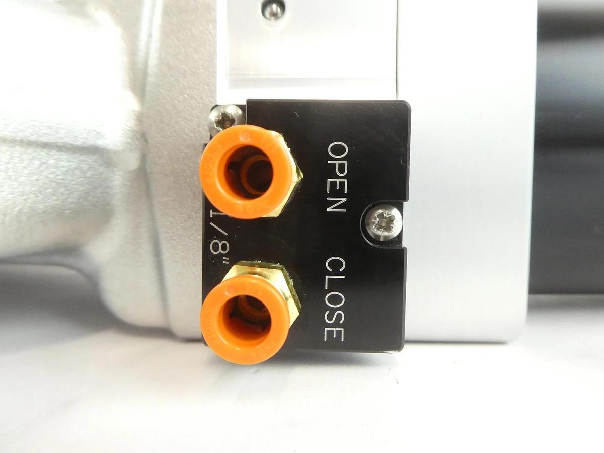 VAT 12146-PA24-AZO1 Vacuum Isolation Gate Valve Series 12.1 New Surplus