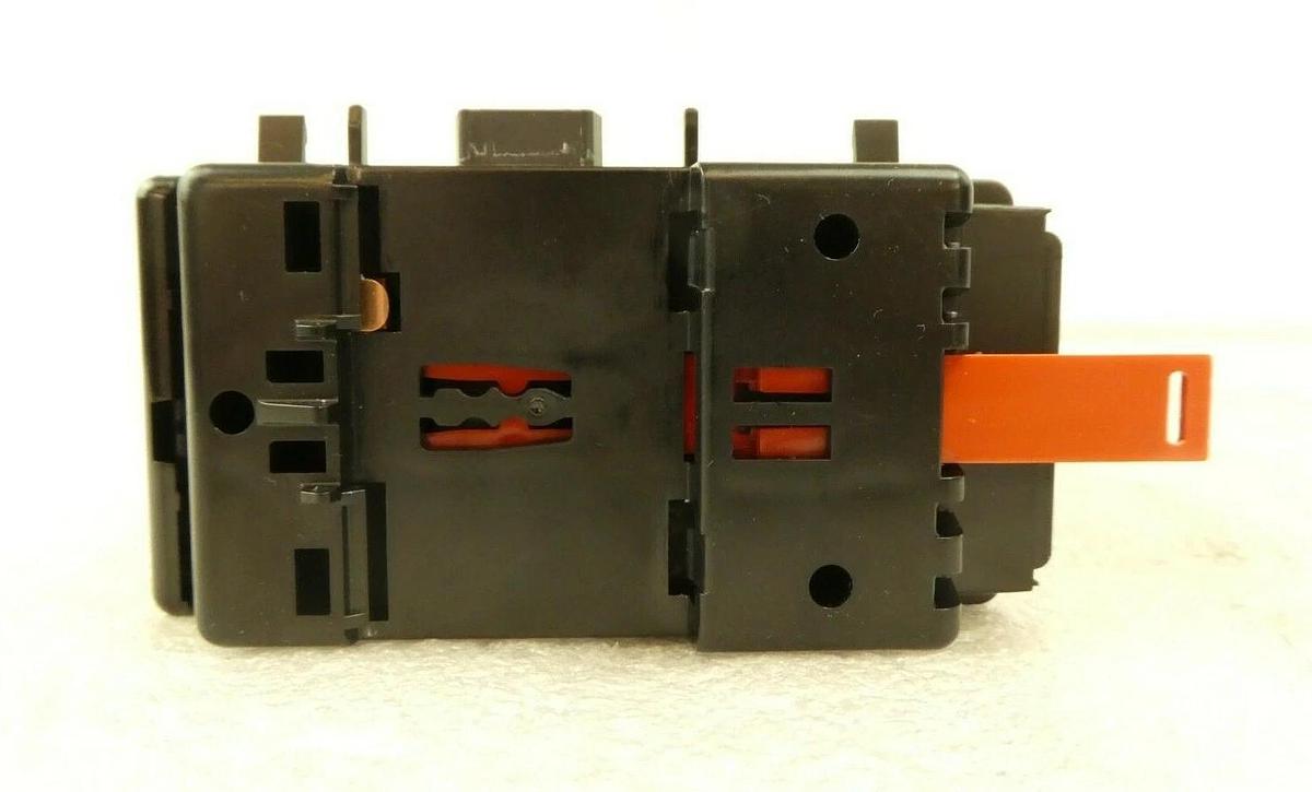 Used AMAT Applied Materials 0190-83682 PLC Programmable Logic Controller Surplus