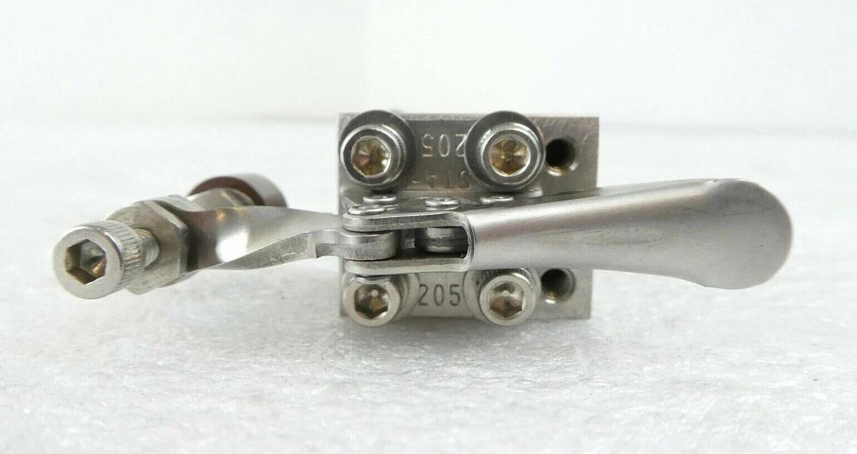 Used Aviza Technology 601334-01 Single-Wall Tube Clamp Assembly New Surplus