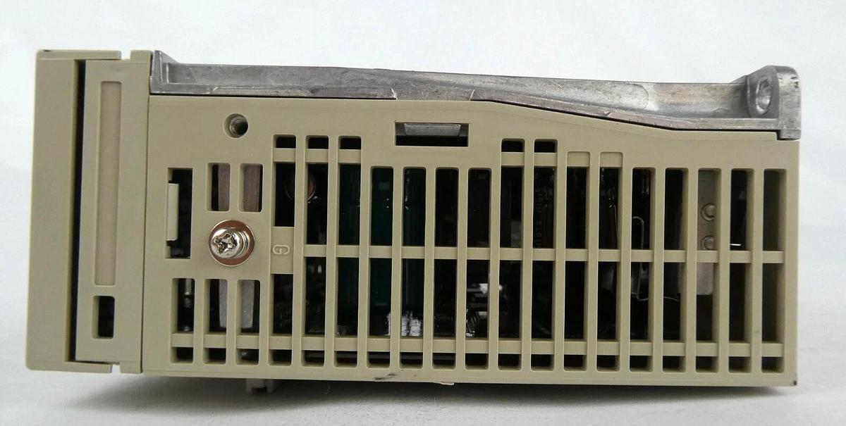 Used Yaskawa Electric SGDH-01AE-N3Y900 Servo Driver SERVOPACK Working Surplus