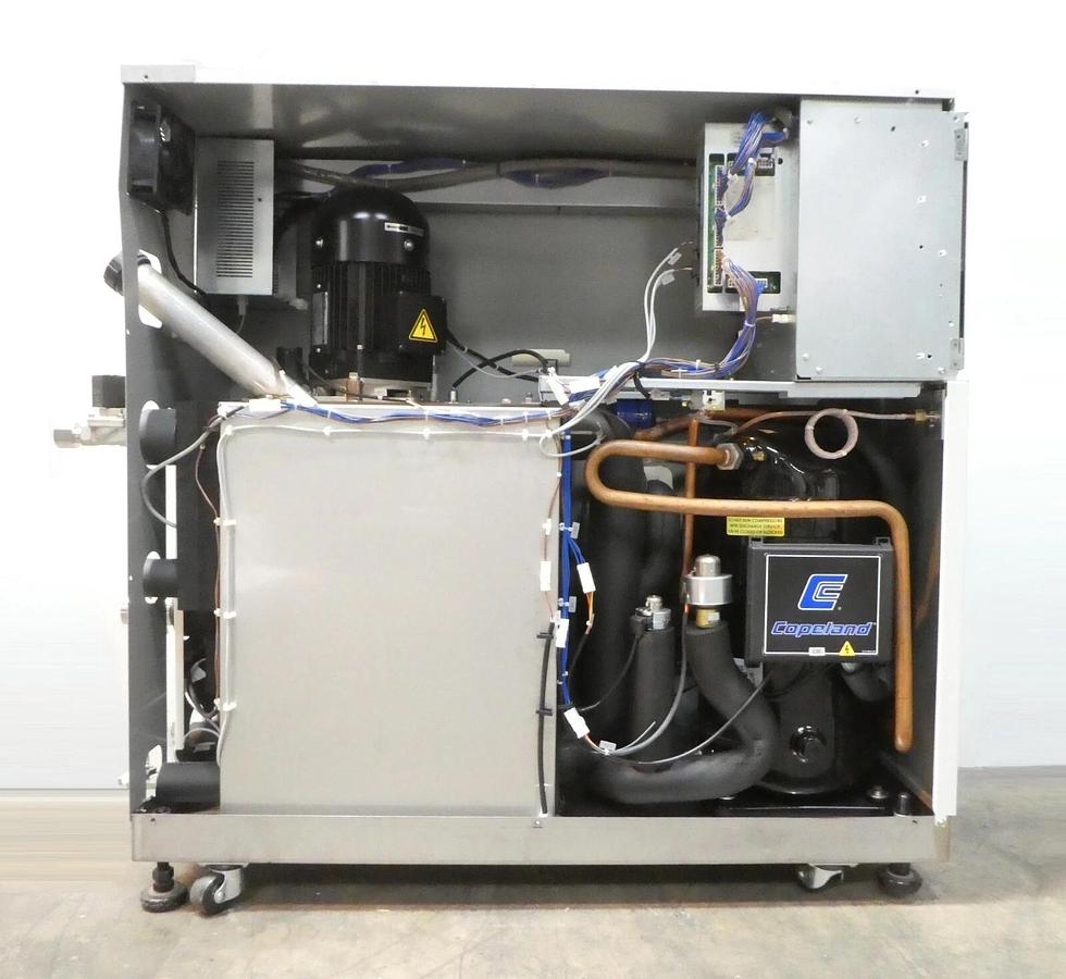 Used HRZ008-L SMC INR-496-005 Recirculating Thermo Chiller Dented Working Surplus