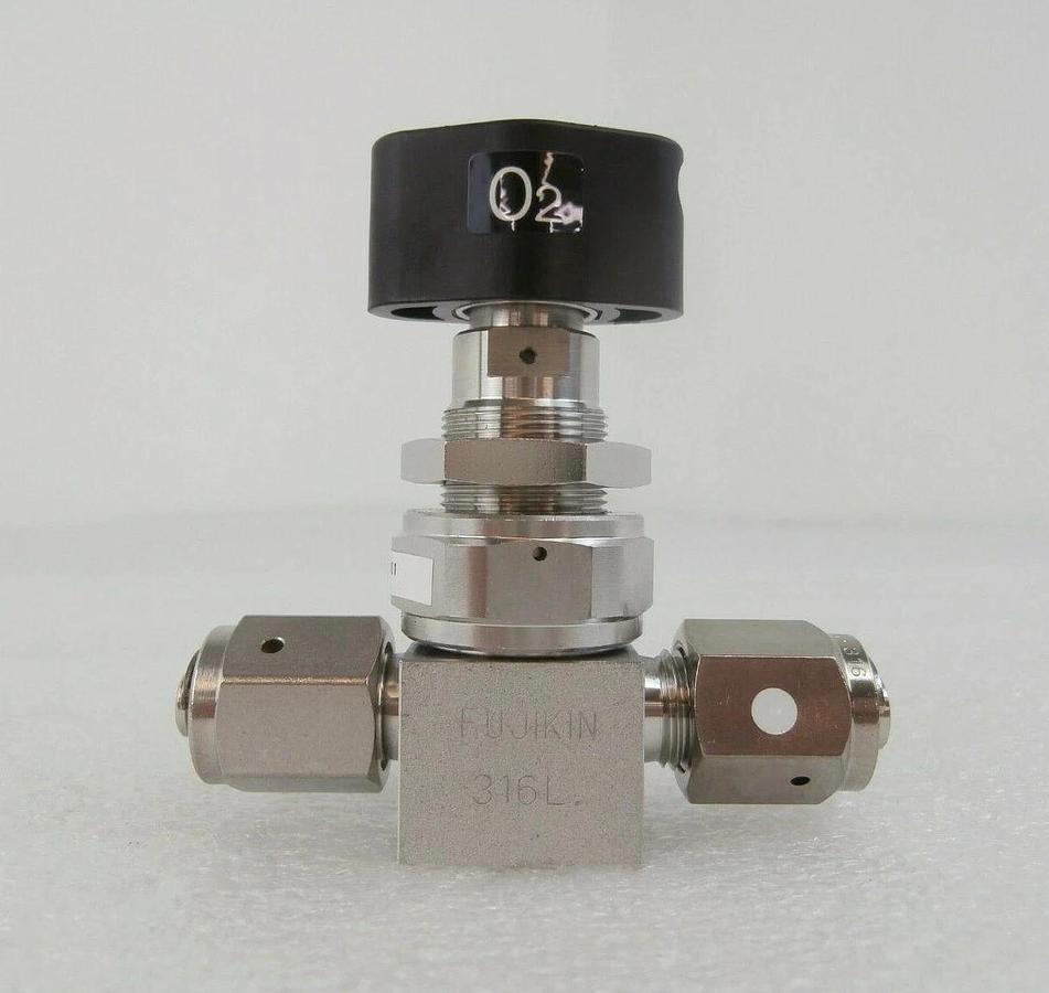 Used Fujikin 076776 Manual Open/Closed Diaphragm Valve KPL0U001 Reseller Lot of 4