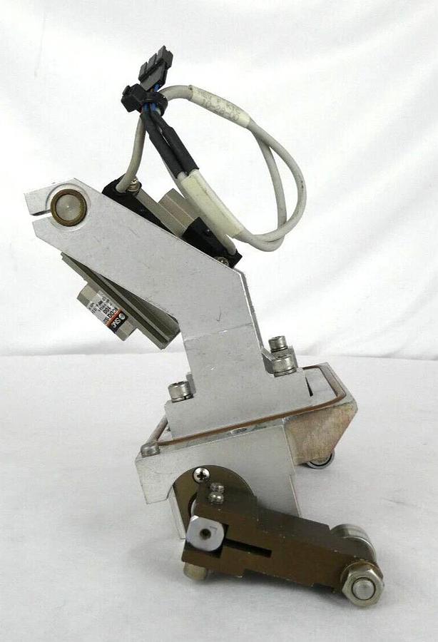 Used AMAT Applied Materials 0010-70322 Slit Valve Actuator Assembly Working Surplus
