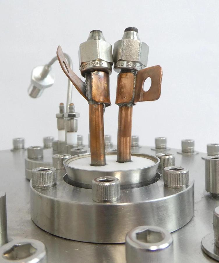 Used AMAT Applied Materials 0042-13127 Gas Feedthrough Assembly Working Surplus