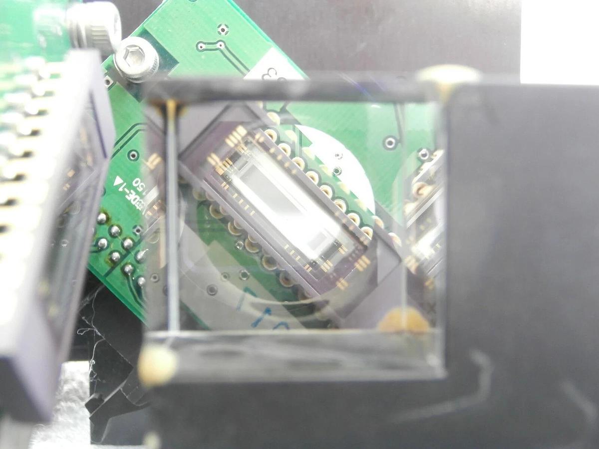 Used Hitachi Optical Inspection Prism Assembly Hamamatsu C7883E I-900SRT Working