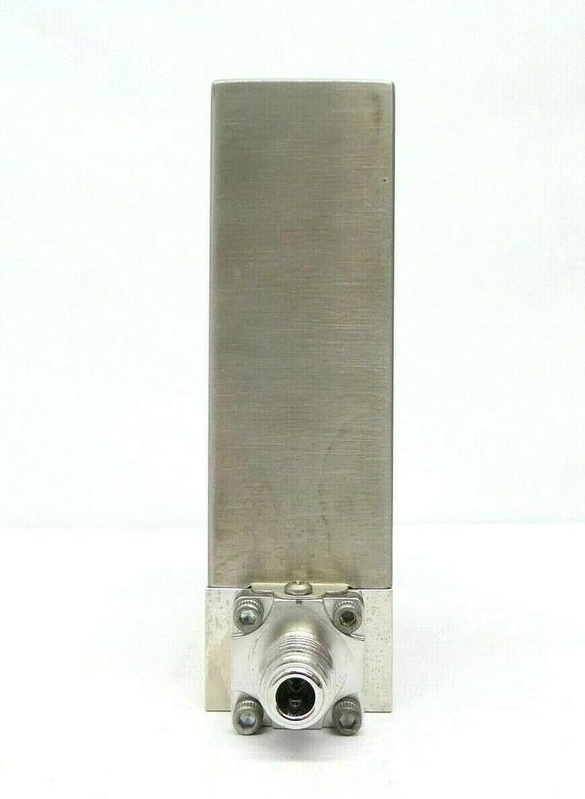Used UNIT Instruments UFC-8160 Mass Flow Controller MFC 20 SLM H2 Working Spare