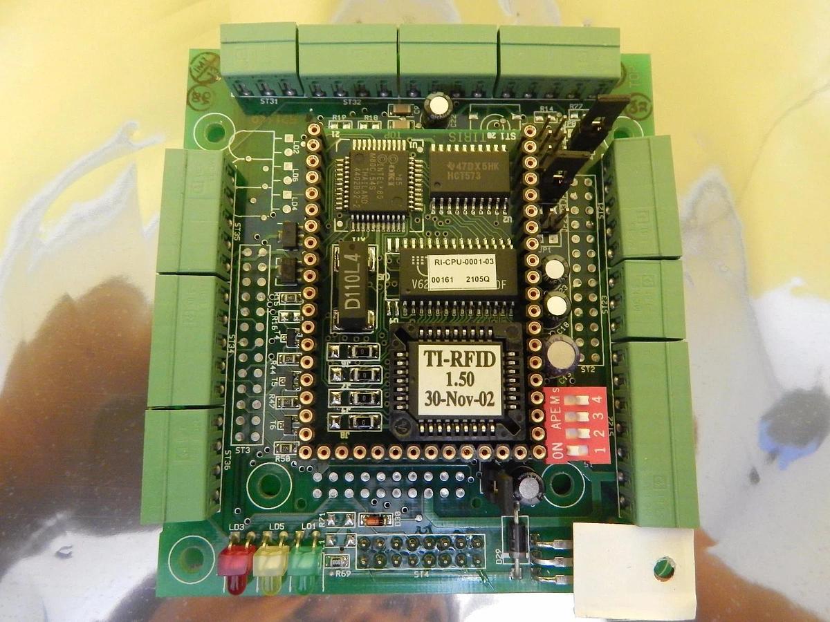 Used Texas Instruments RI-CPU-0001-03 TI-RFID Board TIRIS RFID PCB Used Working