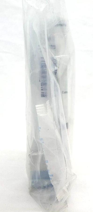 Pivotal Systems 32-03029 Mass Flow Controller MFC 400 SCCM He New Surplus