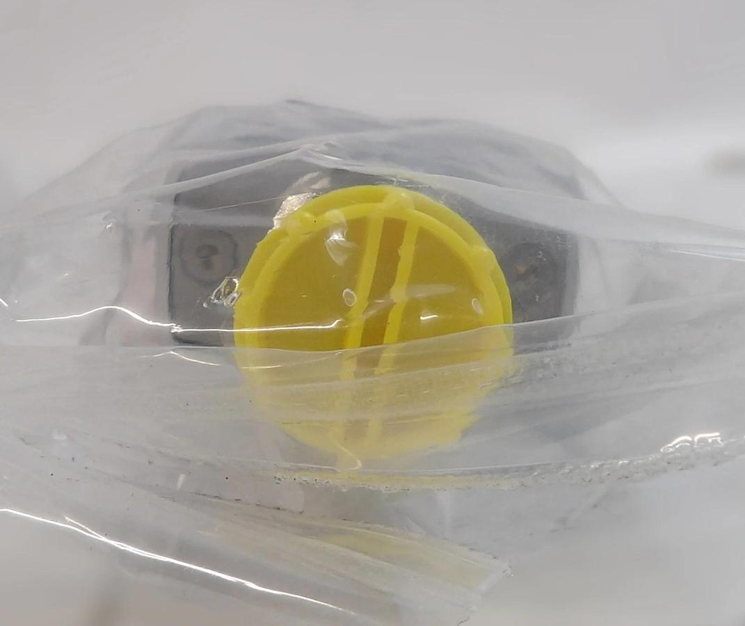 Inficon 3310-00282 Pirani Capacitance Diaphragm Gauge PCG550 Lot of 2 New