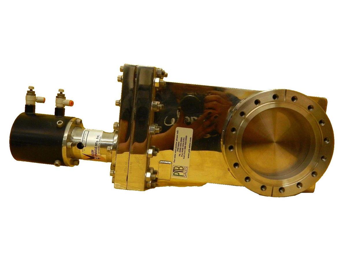 Used Vacuum Apparatus 125-0400 UHV Pneumatic Linear Gate Valve Working Surplus