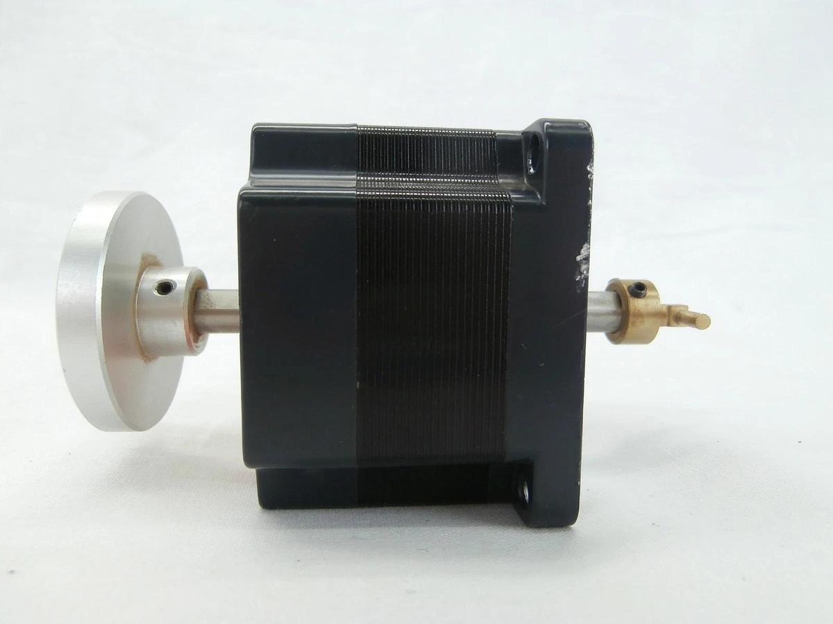 Used Oriental Motor PK564-NB 5-Phase Stepping Motor VEXTA Used Working