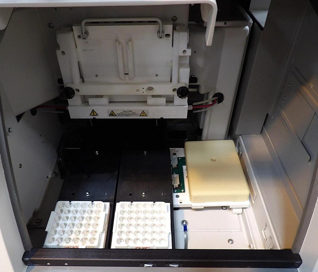 Used Beckman Coulter A74603 Pharmaceutical Analysis System PA 800 Plus 2/11 Untested
