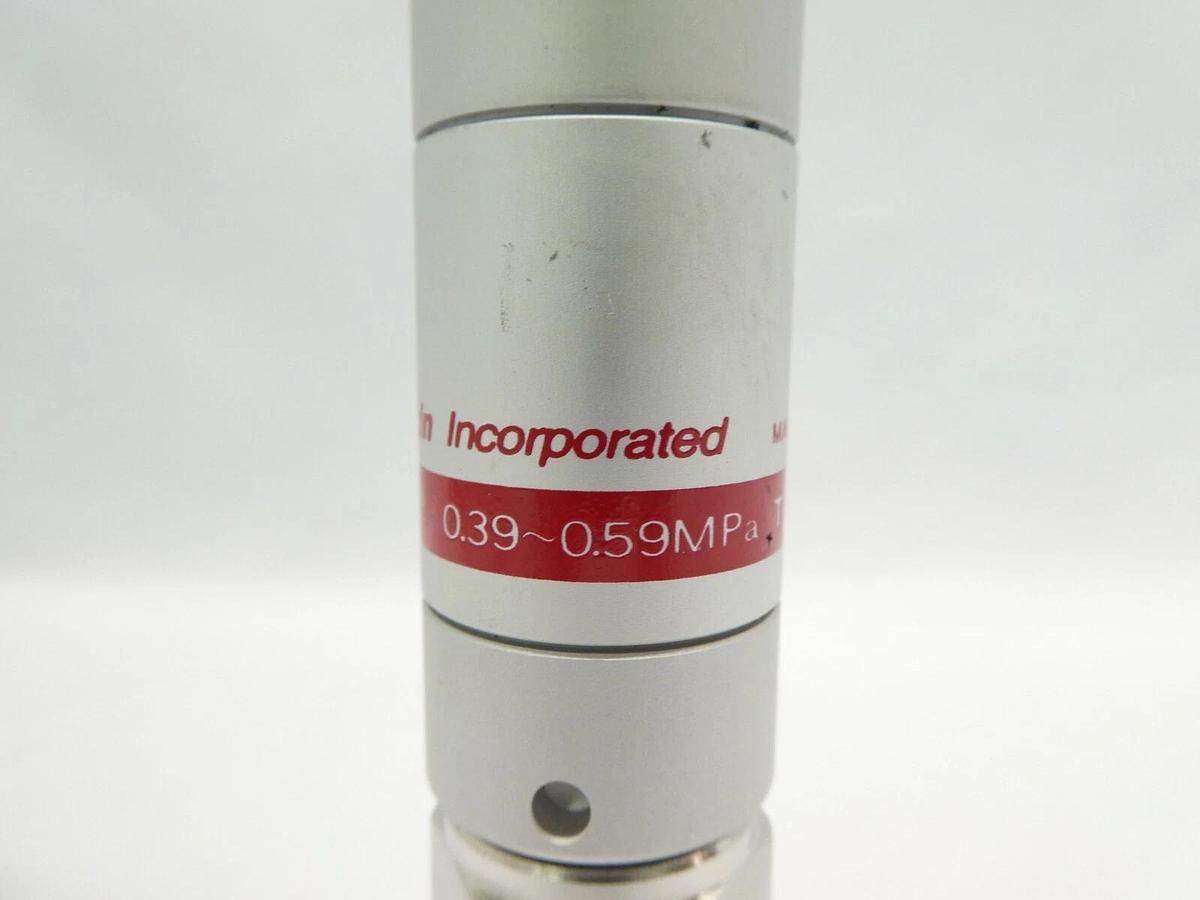 Used Fujikin 080627 Pneumatic Diaphragm Valve 0.39 ~ 0.59MPa N.C. Lot of 10 Working