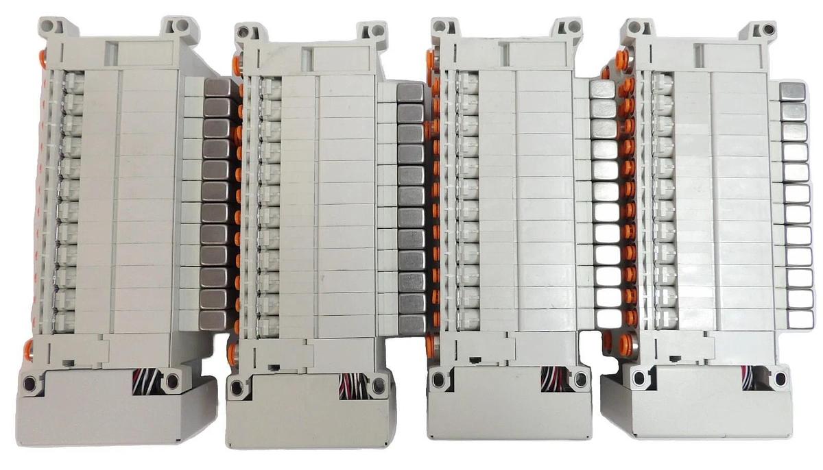 Used SMC VV5Q11-12-X3093V VV5Q11-12-DAP00479 12-Port Manifold Lot of 4 Working