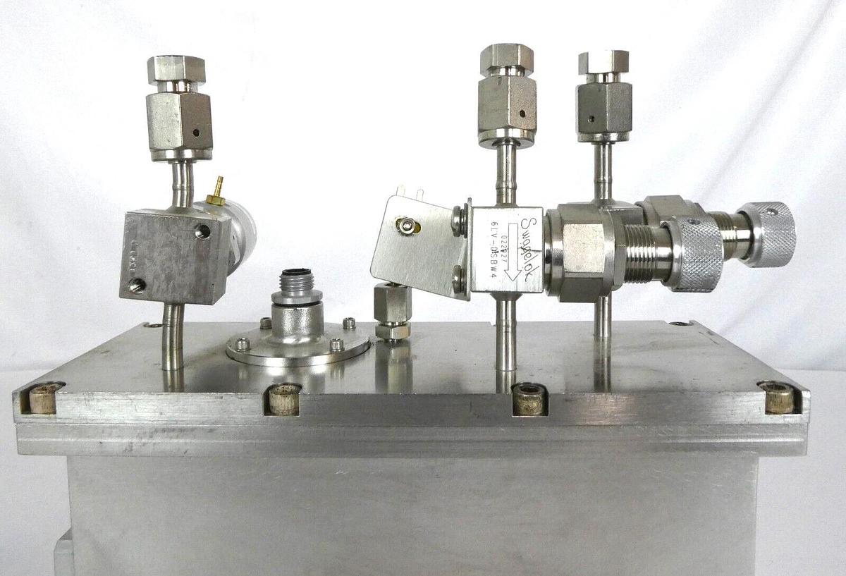 Used ATMI Packing CUST-UNIQUE-2D-PHOS Ampule Bubbler CVD P5000 Lot of 4 Working