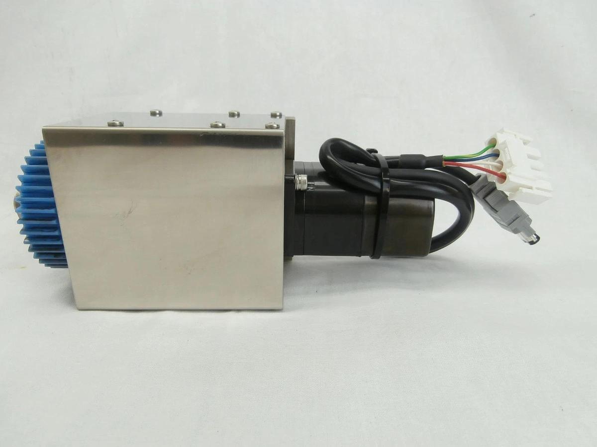 Used Yaskawa Electric SGMAH-A3BBA2S AC Servo Motor Gear Assembly Used Working
