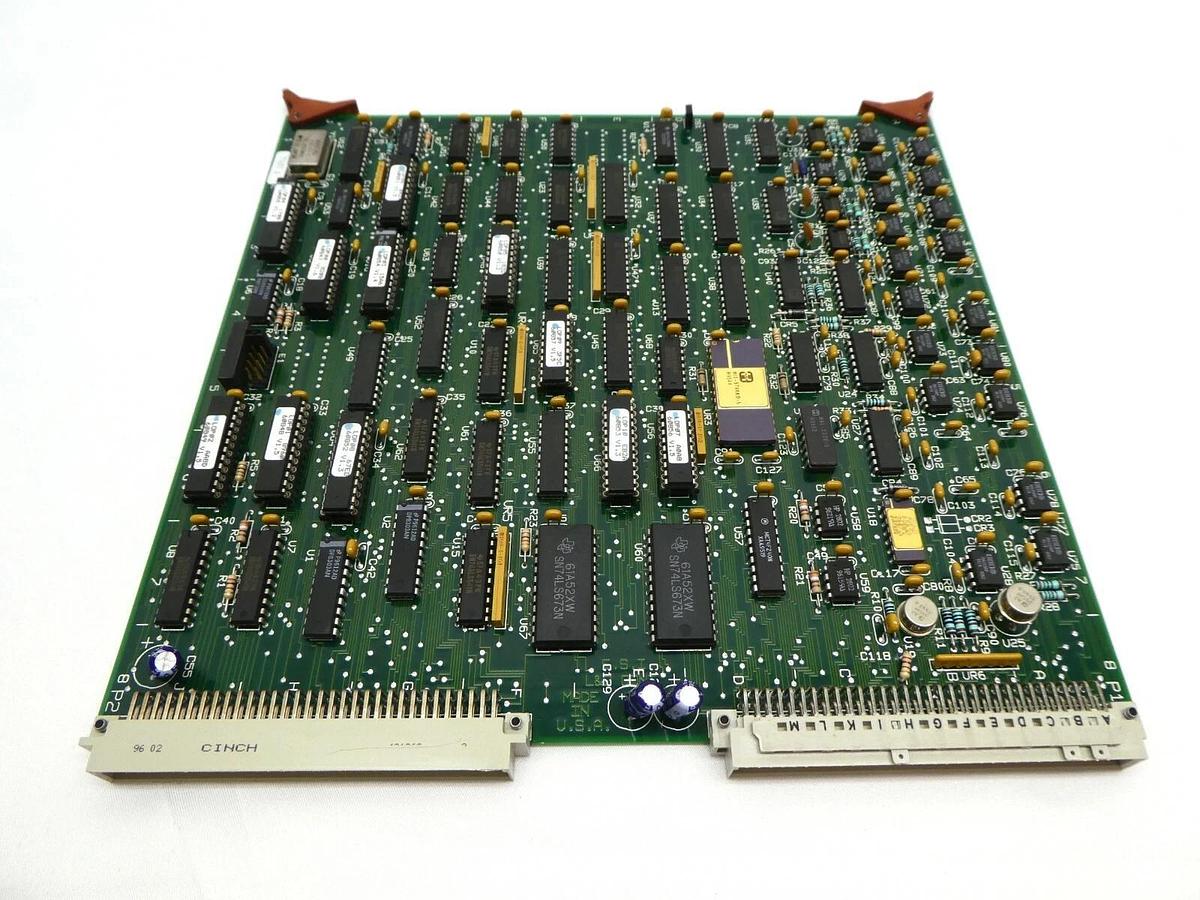 Used ESI Electro Scientific Industries 77697 L&O Laser and Optics PCB Card Working