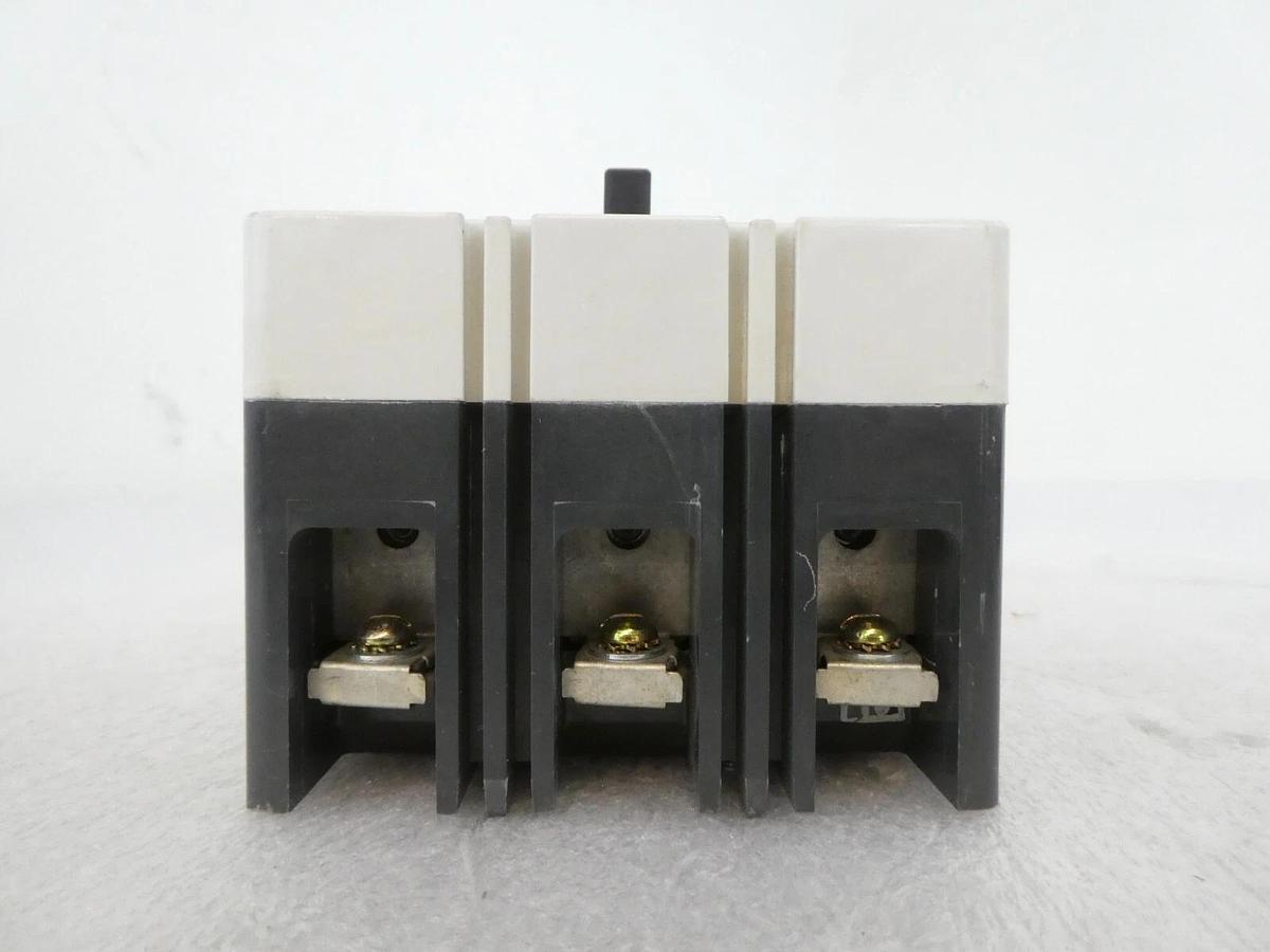 Used Cutler-Hammer FD3015L FD3015 3-Pole Circuit Breaker FD 35k Lot of 4 Working