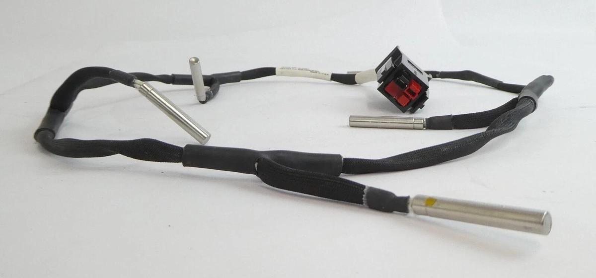 Used Lam Research EBRTS5002 Firerod Cartridge Heater Assembly 678-A65676-001 Lot of 8
