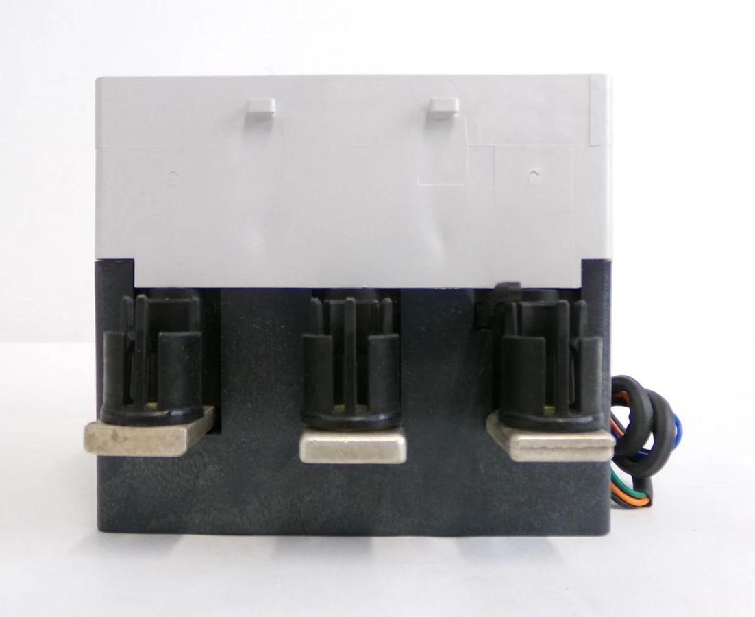 Eaton ELJBN3250W Ground Fault Protector Lot of 2 New