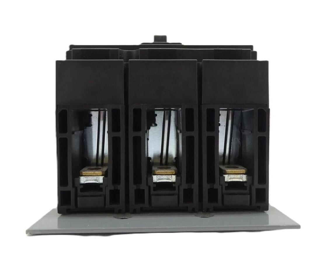 Square D HDF36125UK Circuit Breaker PowerPact HD 150 New Surplus