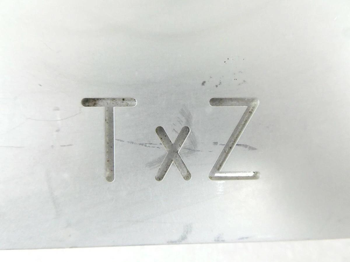Used AMAT Applied Materials 0270-35134 5200 CVD View Lid Centura 0020-35989 Surplus