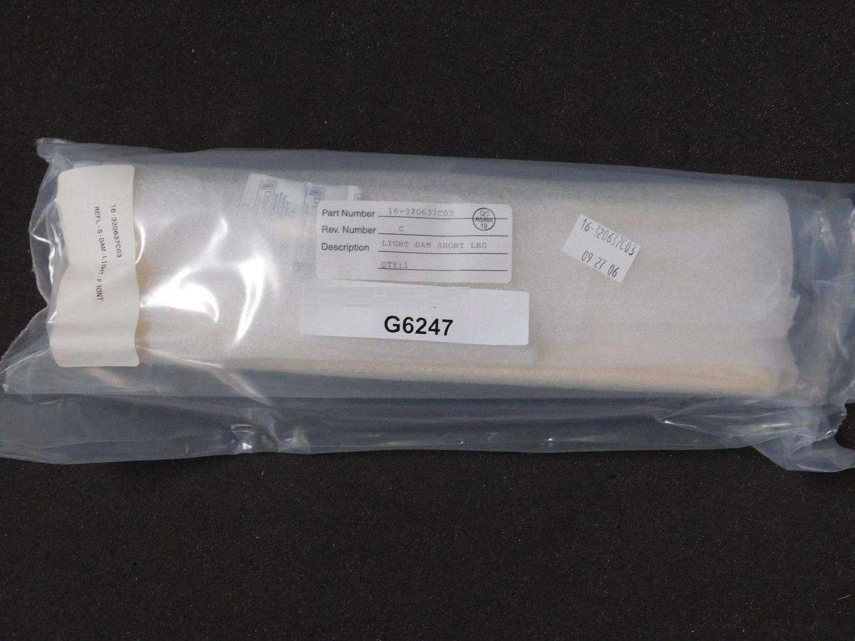D&R ENTERPRISES 16-320637C03 Reflector, S-Dam-Light-Front, Light Dam Short Leg