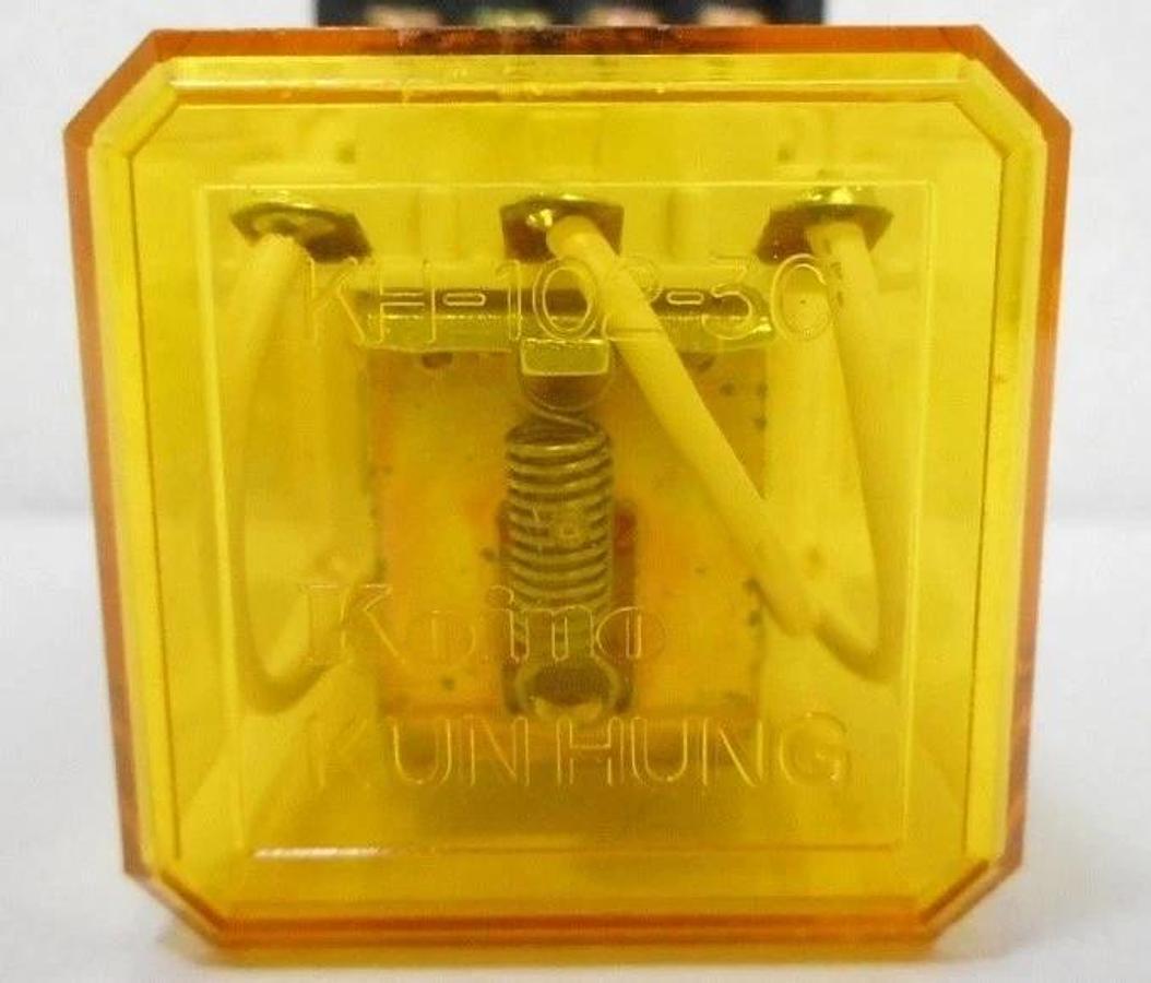 Used Koino Kunhung KH-102-3C Relay Reseller Lot of 32 Used Working