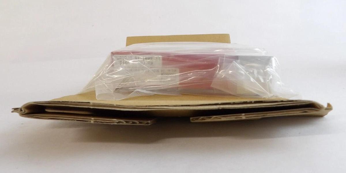 Horiba STEC SEC-Z722JX Mass Flow Controller MFC Z700 1500 SCCM Si New Surplus