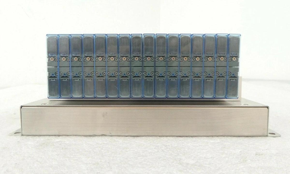 Used AMAT Applied Materials Pneumatic Block SMC 16-Port Manifold INR587-33 Surplus