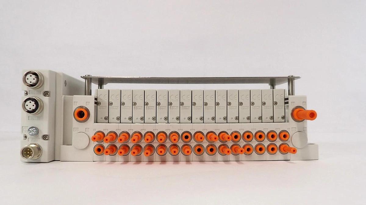Used SMC EX260-SEC2 16-Port Pneumatic Manifold Lot of 4 Working