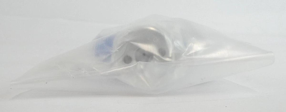 Parker Veriflo 54010368 Ultra-High Purity Valve 945AOPLPNCSTS8VESP Lot of 3 New