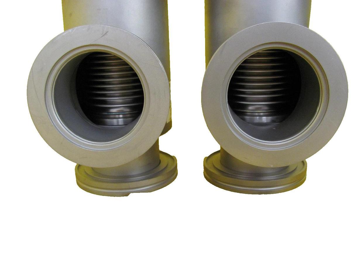 Used MKS Instruments 152-1063P Pneumatic Right Angle Valve Reseller Lot of 2 Surplus