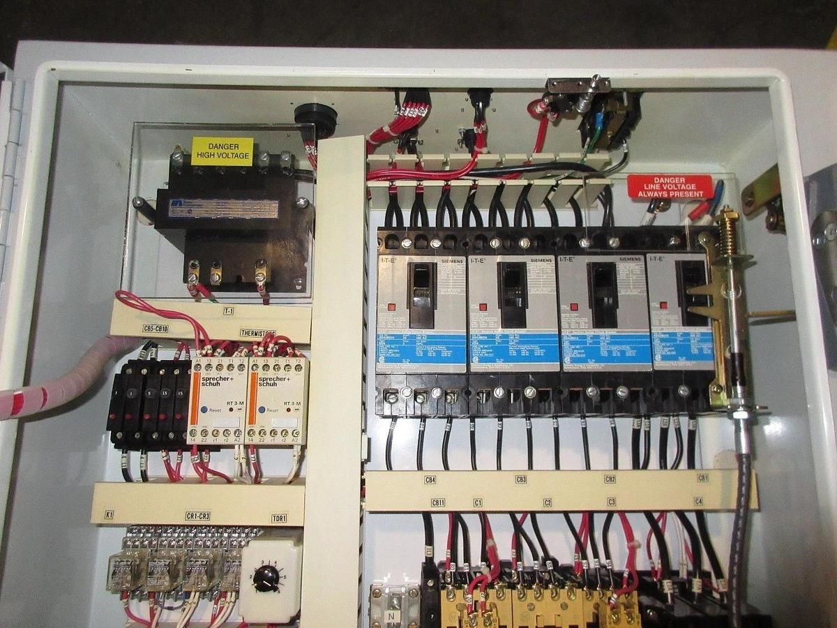 Used Edwards QDP80/QMB1200 Control Box Novellus Concept II Altus Used Working