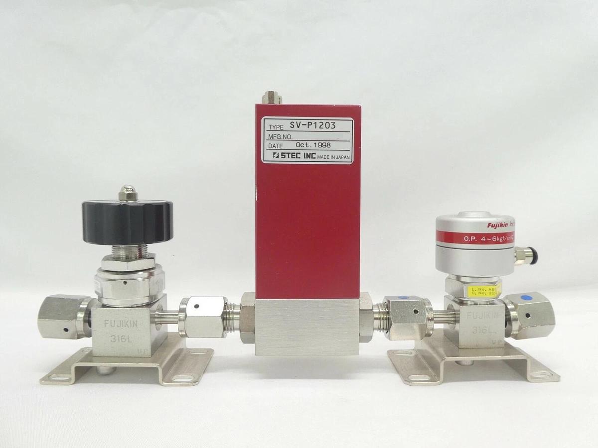 Used STEC SV-P1203 Pneumatic Flow Controller SV-P1000 Fujikin 021333 023718 Lot of 2