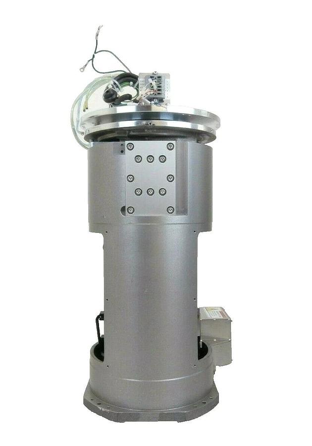 Used Yaskawa XU-RC350D-C51 Dual Arm Wafer Handling Robot with Missing Arms Untested