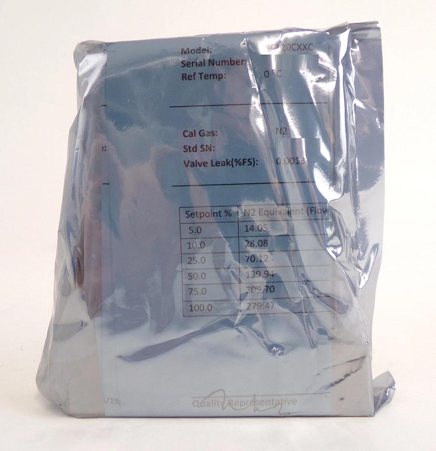 Brooks Instrument GF120C-109831 Mass Flow Controller MFC 50 SCCM CF4 New