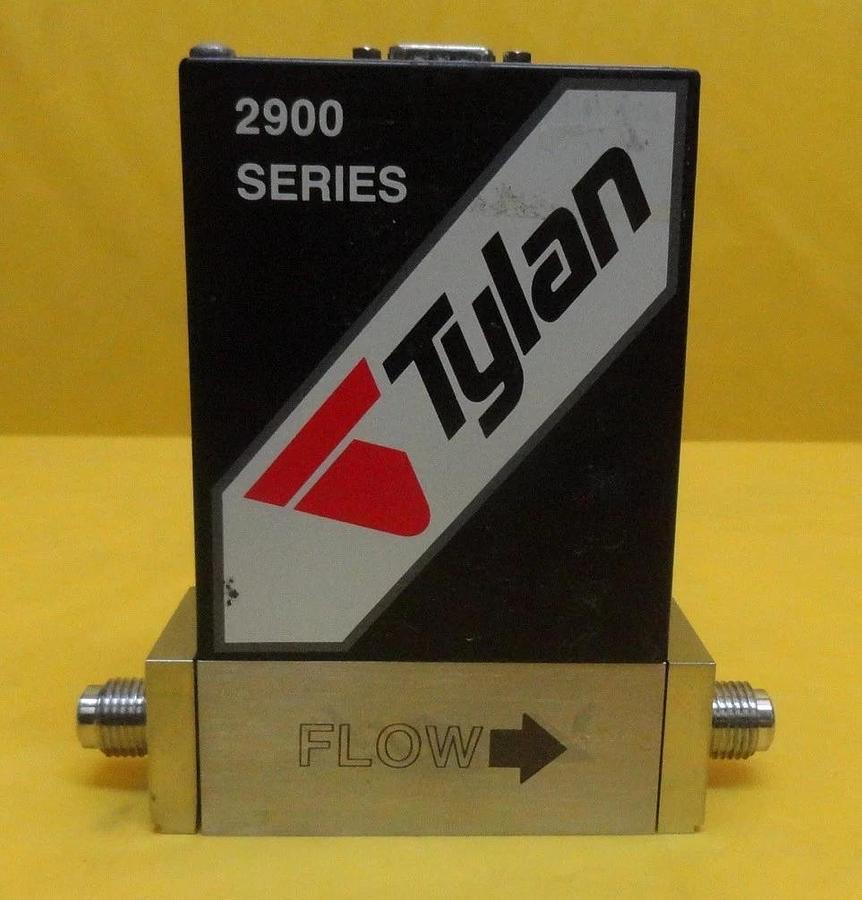 Used Tylan FC2902MEP-T Mass Flow Controller MFC 1000 SCCM O2 2950 Series Used Working