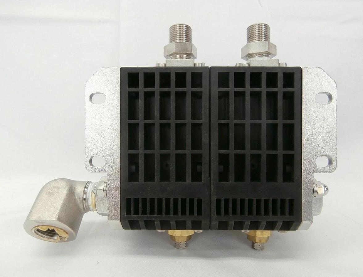 Used Regal Joint FS-10S 2-Port Flow Sensor Manifold FS-10 Hitachi M-712E Working