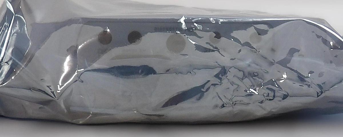 Brooks Instrument GF120C-109832 Mass Flow Controller MFC 50 SCCM CHF3 New