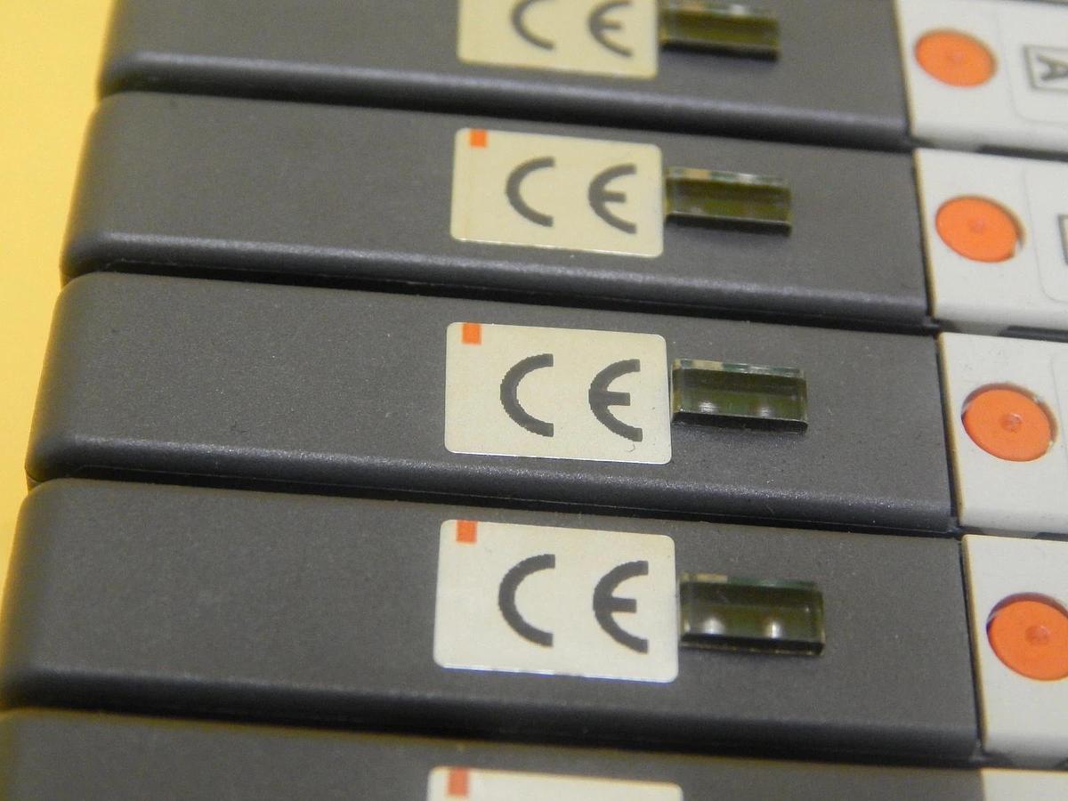 Used TEL Tokyo Electron SVC3 11-Port Manifold SMC SQ1131DY-5-C4-Q PR300Z Used Working