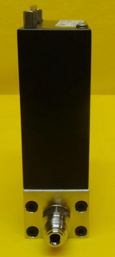 Used Tylan FC-2960MEP5-261R Mass Flow Controller MFC 2960 Series 20 SLPM N2 Used