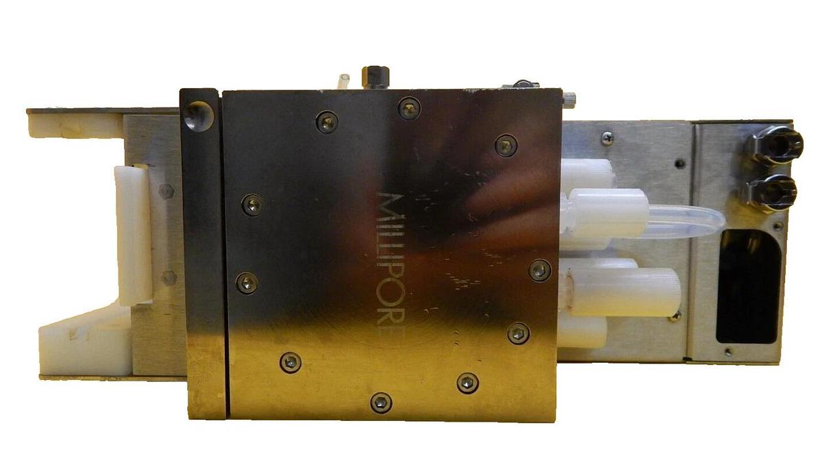 Used Millipore INGEN1PUO Photoresist Dispense System IntelliGen Working Surplus