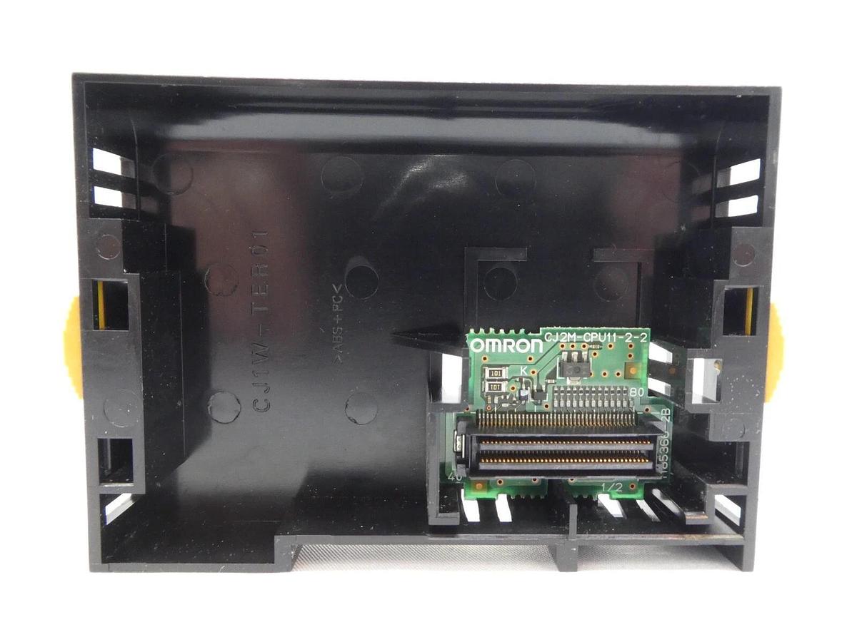 Used Omron SYSMAC Programmable Logic Controller PLC CJ2M-CPU33 CJ1W-PD025 CJ1W-ID211