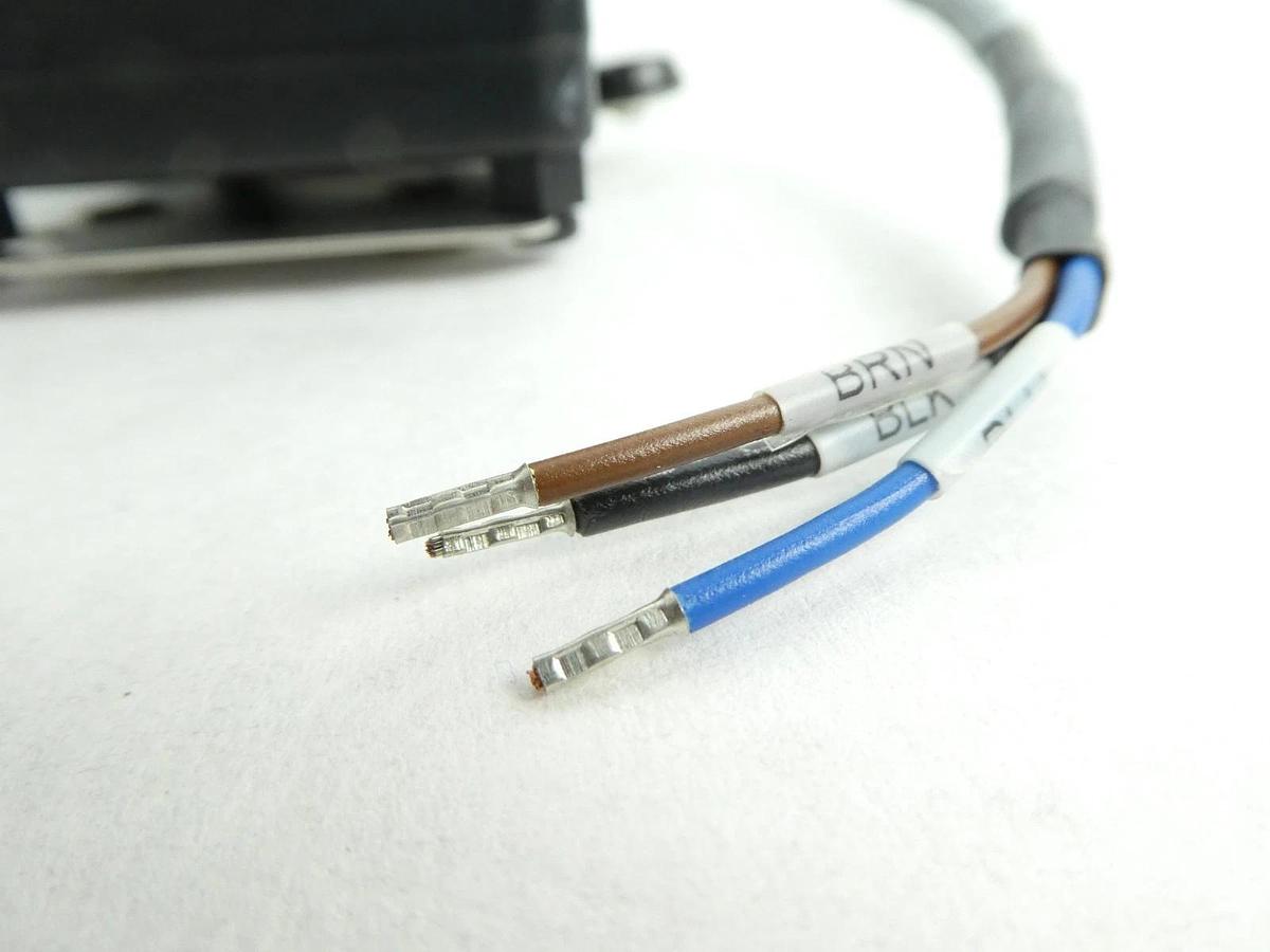 MST FMK 9002 HCl Remote Sensor Head ASM 02-330558C01 New Surplus