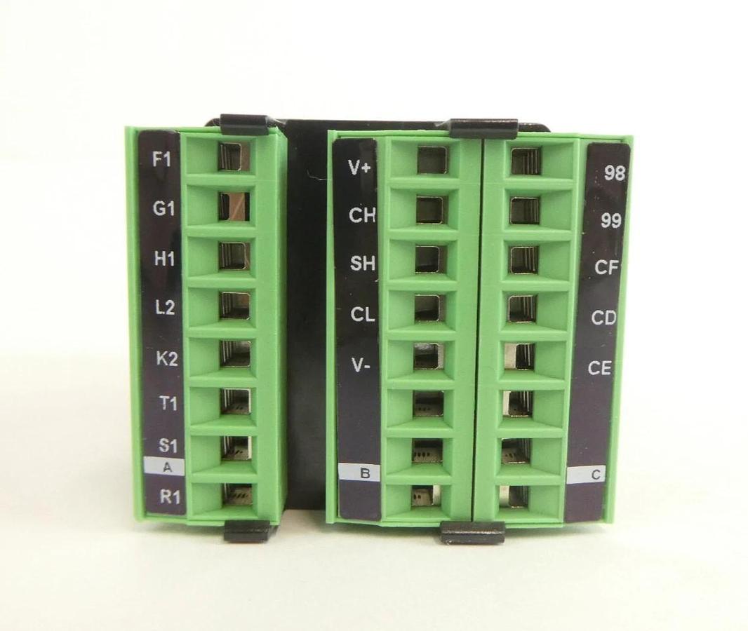 Used Watlow PM6C3FJ-5AAAAHQ EZKB-H5HC-AAAA Temperature Controller Lot of 5 Working